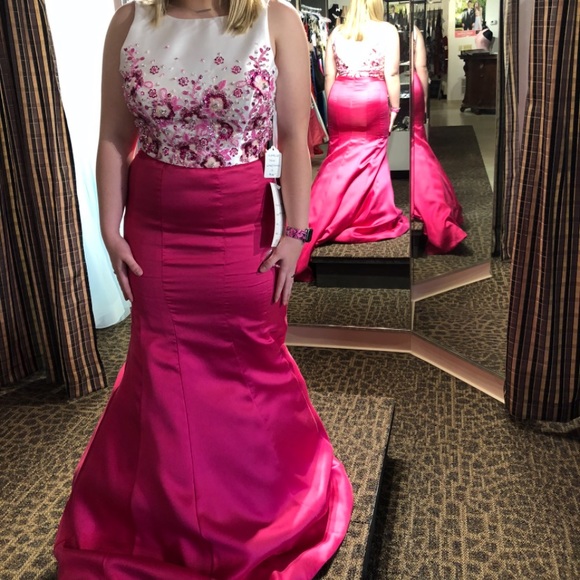 Rachel Allan Dress - Picture 1 of 3